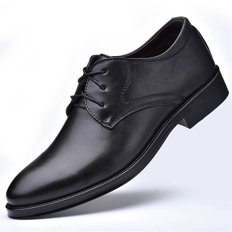 Men Dressing Shoes Formal for Mens Casual Shoe Leather Social Wedding er Pointed Toe Black Office Winter Shoes 250814ww