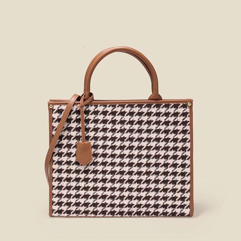 2024 New Large Capacity Women's Fashion Trend Thousand Bird Grid Single Shoulder Crossbody Leisure Commuter Tote Bag