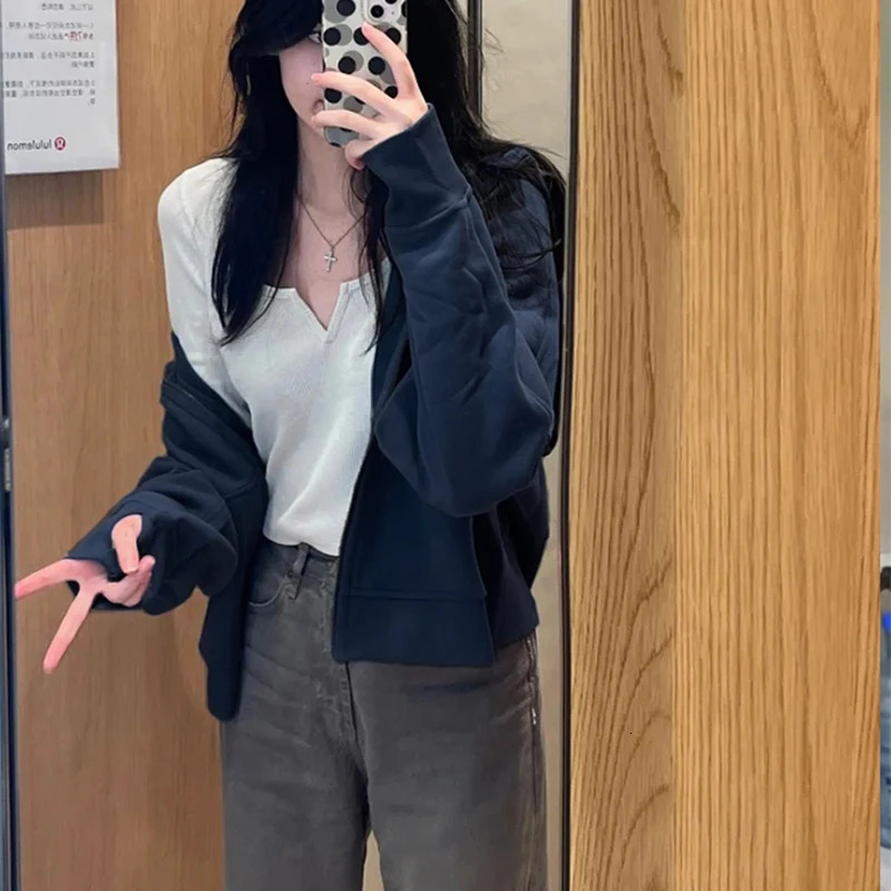 Female Casual Koreanstyle Jacket Allmatched Zipper Long Sleeve Hooded Sweatshirts Outer Pockets Sports Short Open Cardigan 250813