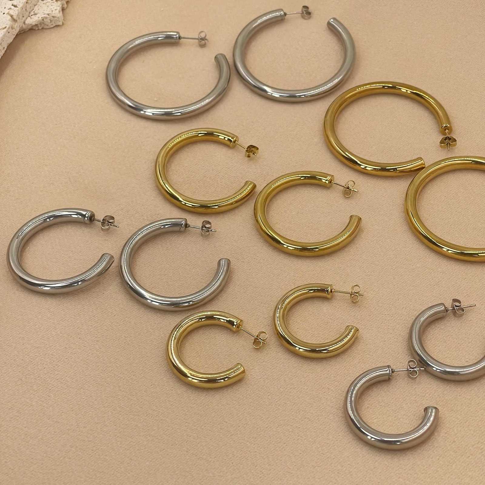 Stainless Steel Classic Gold Color Hollow Thick Loop Large Circle Hoop Never Fade C-Ring Piercing Earrings for Women Jewelry XJ250814