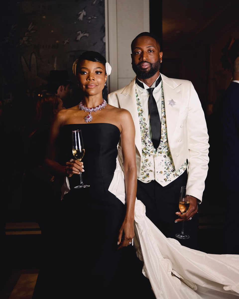 Men Long Tail Tuxedo Slim Fit Double Breasted 2 Pieces Blazer Pants Wedding Groom Party Wear Casual Coat Customized