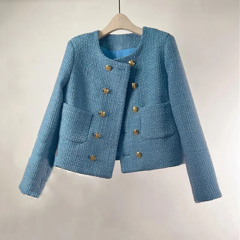 Autumn Winter New Design Textured Double-Breasted Short Elegance-Style Coat for Women in Tweed by Sun Yi and Ju Jingyi