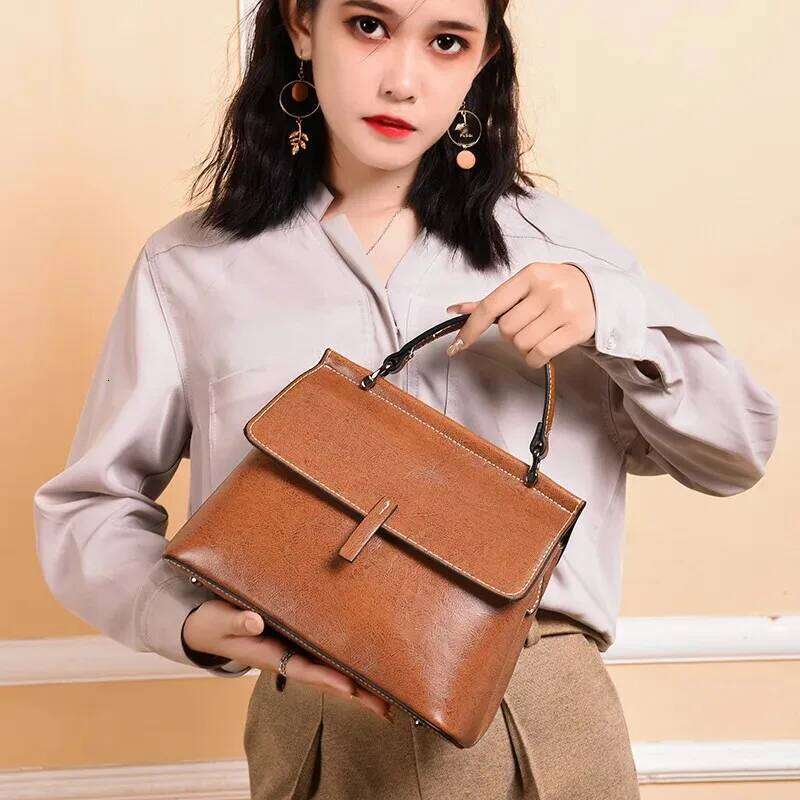 Fashionable Genuine Leather Women s New Korean Version Handbag Urban Simple Style Single Shoulder Bag bag
