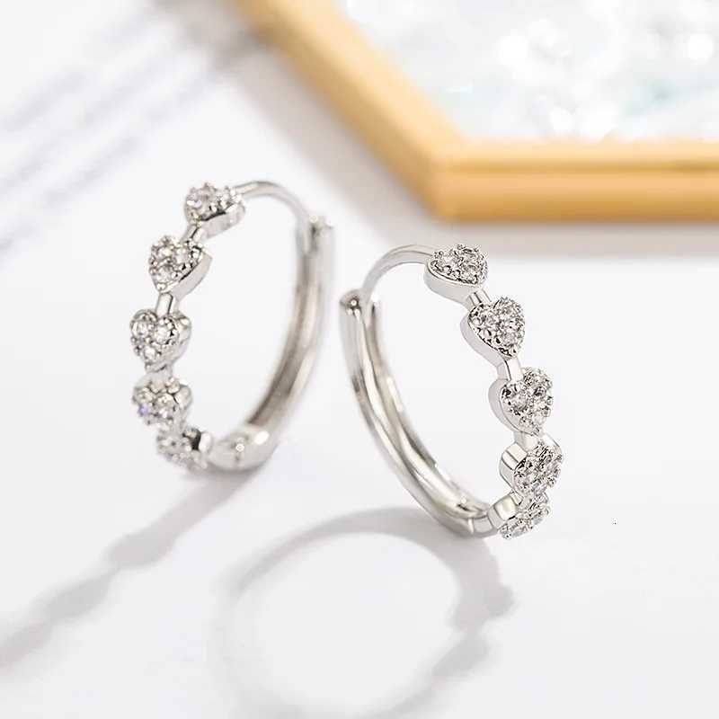 New Heart Hoop Earrings for Women Temperament Simple Inlaid for Women Wedding Silver Color Ear Shiny Zircon Jewelry Accessories XJ250814
