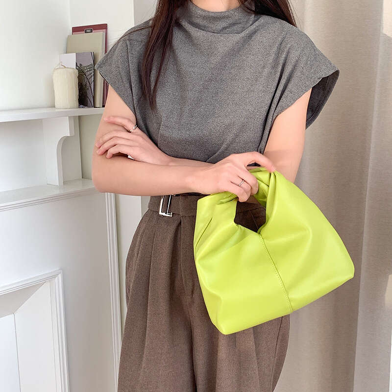 2025 New for Women Commuter Handbag Tote High-end Niche Design Soft Bags Designer Leather Pleated Cloud Bag