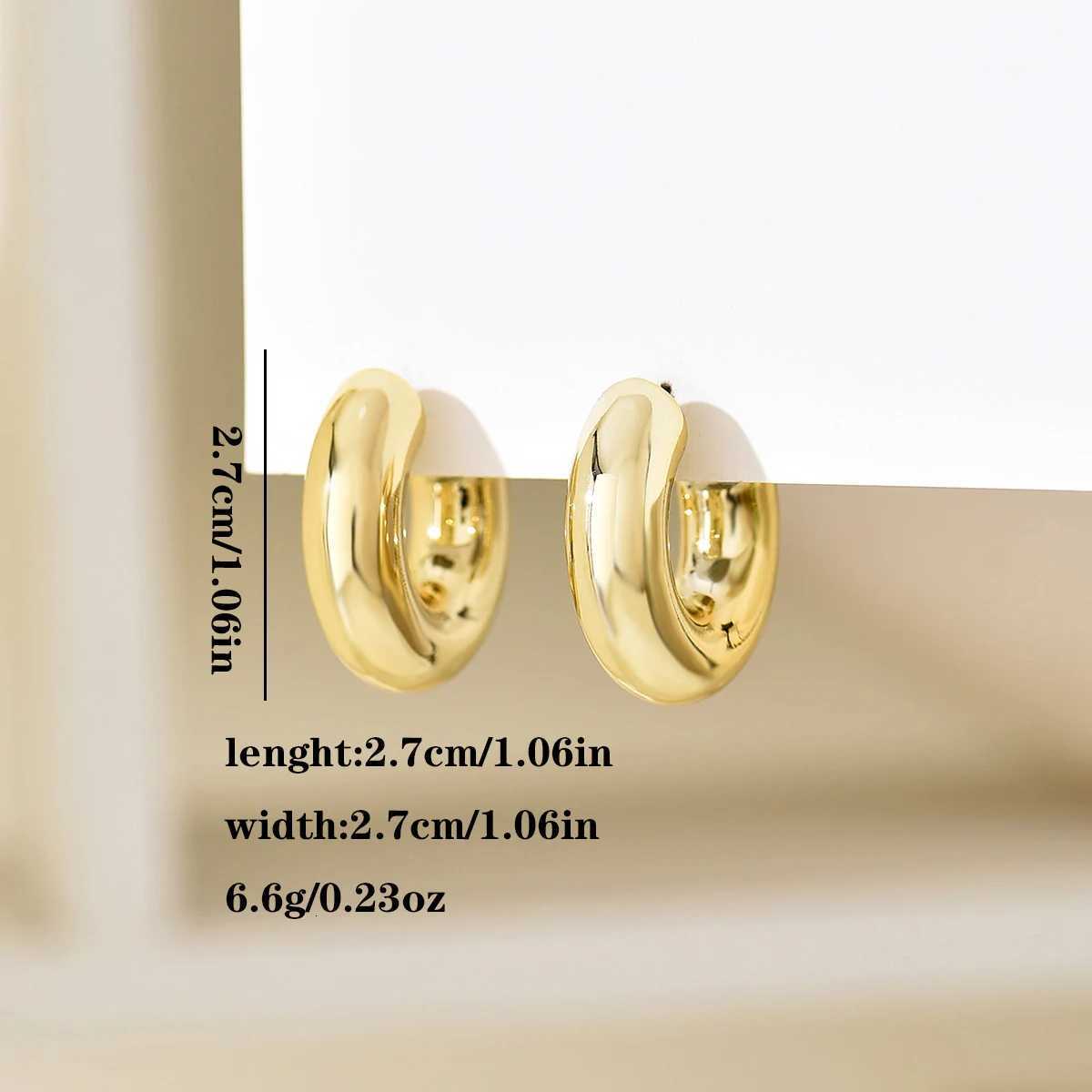 Tren Circle Twists Hoop Earring for Women Simple Temperament Hypoallergenic Gold Color Ear Daily Wear Jewelry Party Gifts XJ250814