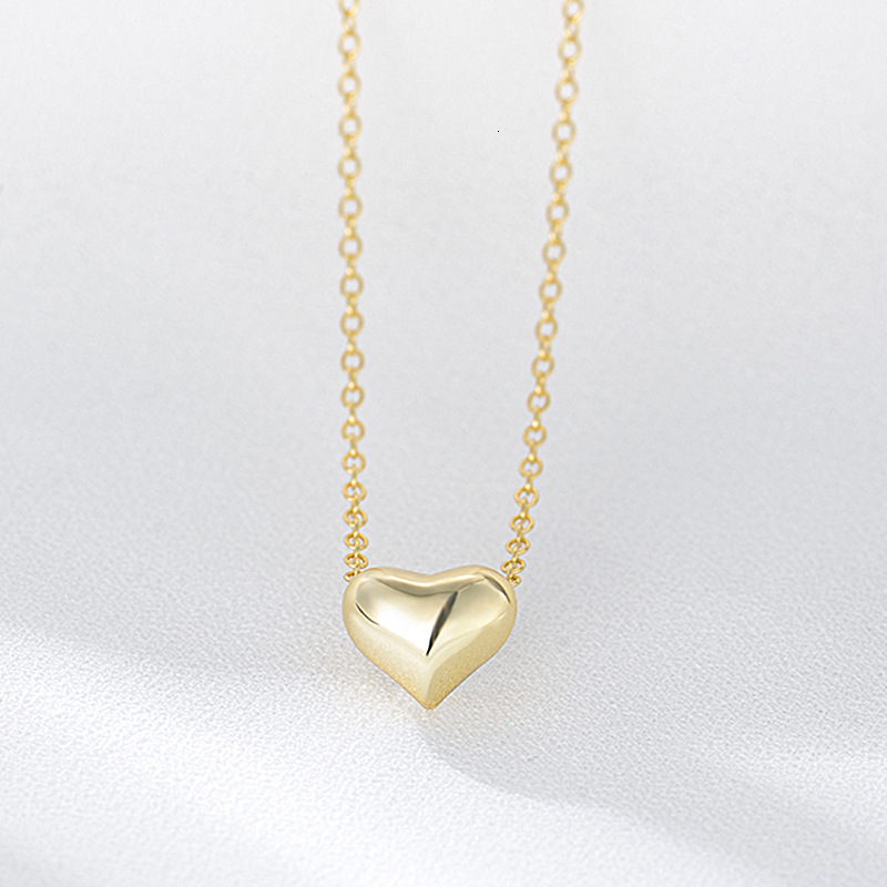 Niche Personality Simple Hollow Necklace s Pure Sier Elegant Women's Heart Collarbone Chain ins Style Jewelry for Women