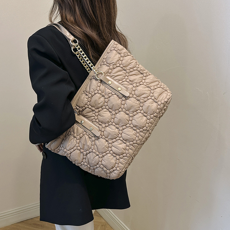 Luxury Brand Designer Bag 2025 New Women's Bag Tote Bag Nylon Zipper Handbag Fashion Simple Trendy Practical Women's Bag