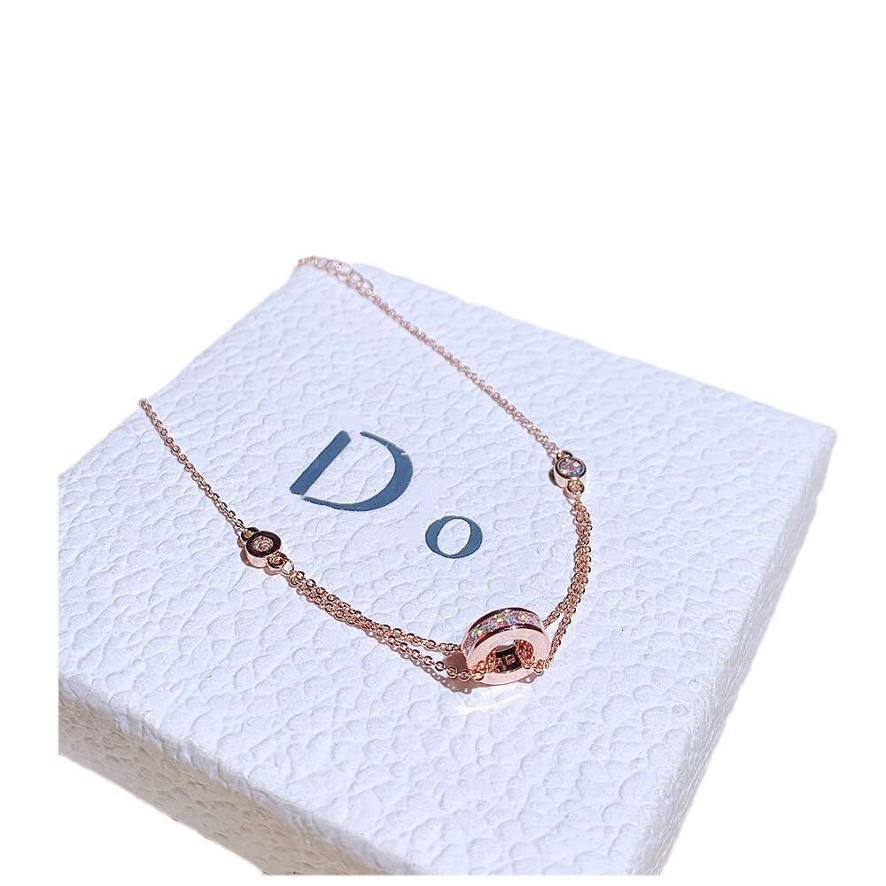 New Fashion Design Korean and Japanese Style Bracelet Super Shiny Zircon Circle Elegant Bangle Jewelry for Women S00311