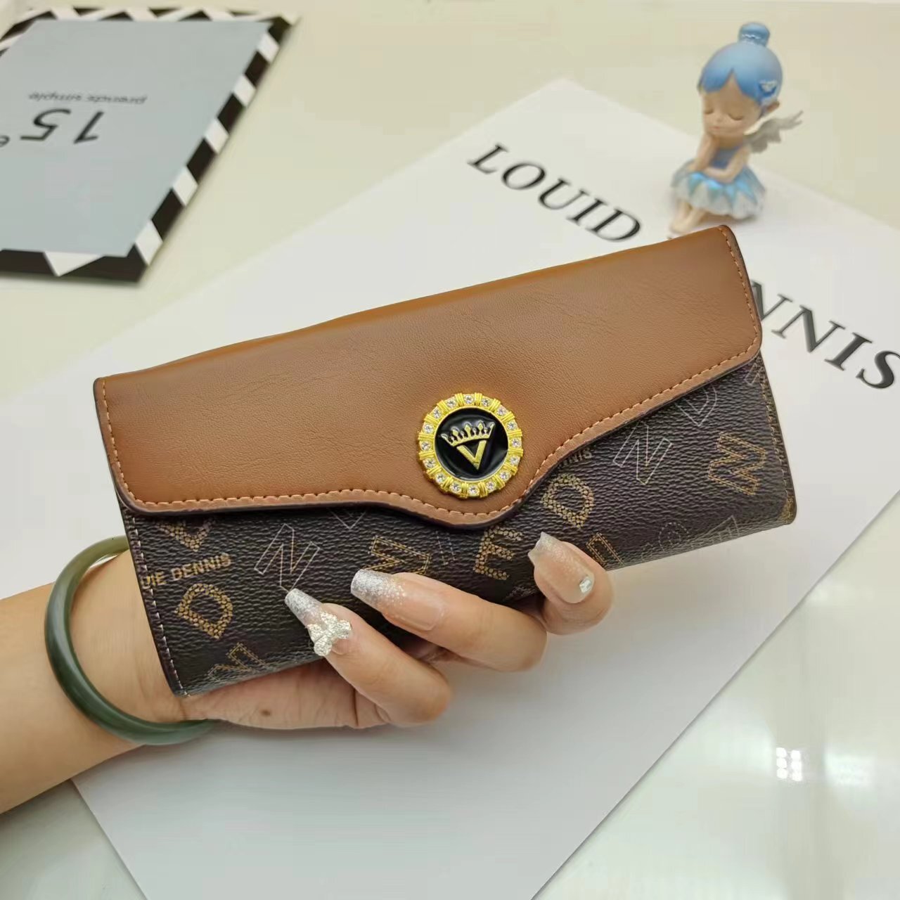 Luxury Brand Designer Bag Luxury Brand Designer Bag 2023 New Women's Long Soft Leather Wallet Fashion Simple Money Clip Multi-Card Slot Large Cap