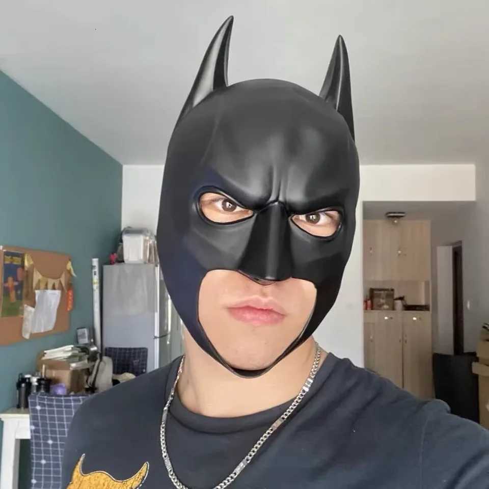 Batman Mask Headgear Latex Material Adult Halloween Cosplay Props Bruce Wayne Full Head Mask Masquerade Camouflage Party Costume Y250814