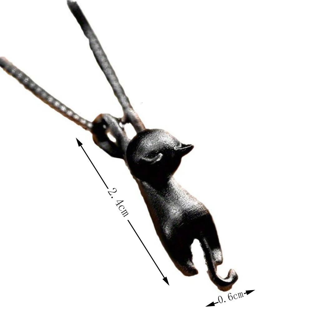 Cute Cat Necklace Black and White Animal Pendant Y2K Girl Neck Accessories Daily Wear Party Fashion Jewelry Fancy Gifts 250812