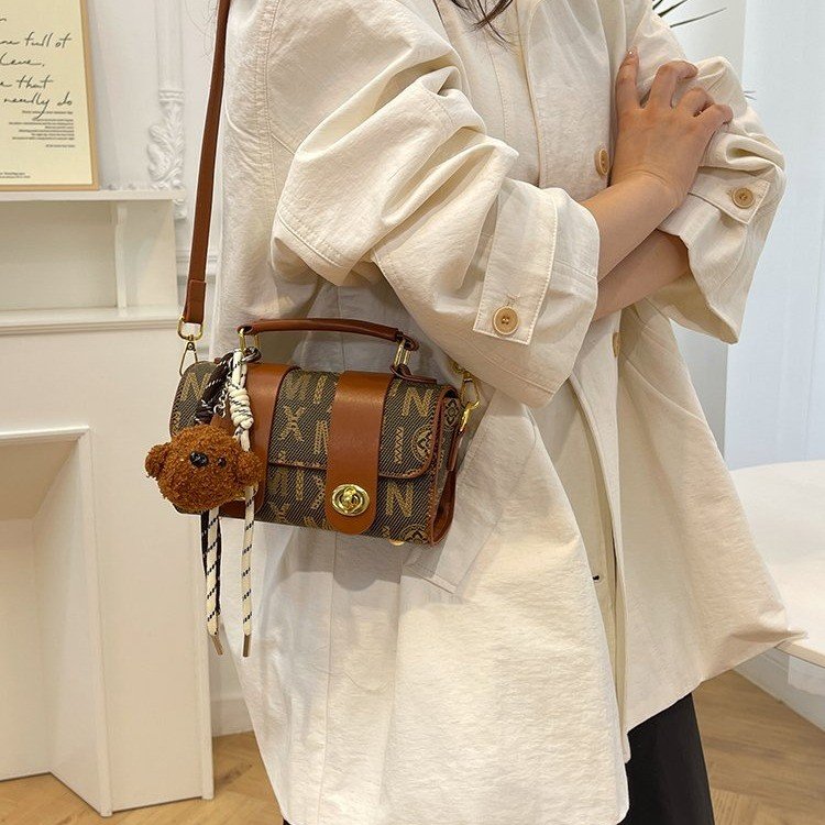 trendy shoulder crossbody purse perfect accessory for your outfit