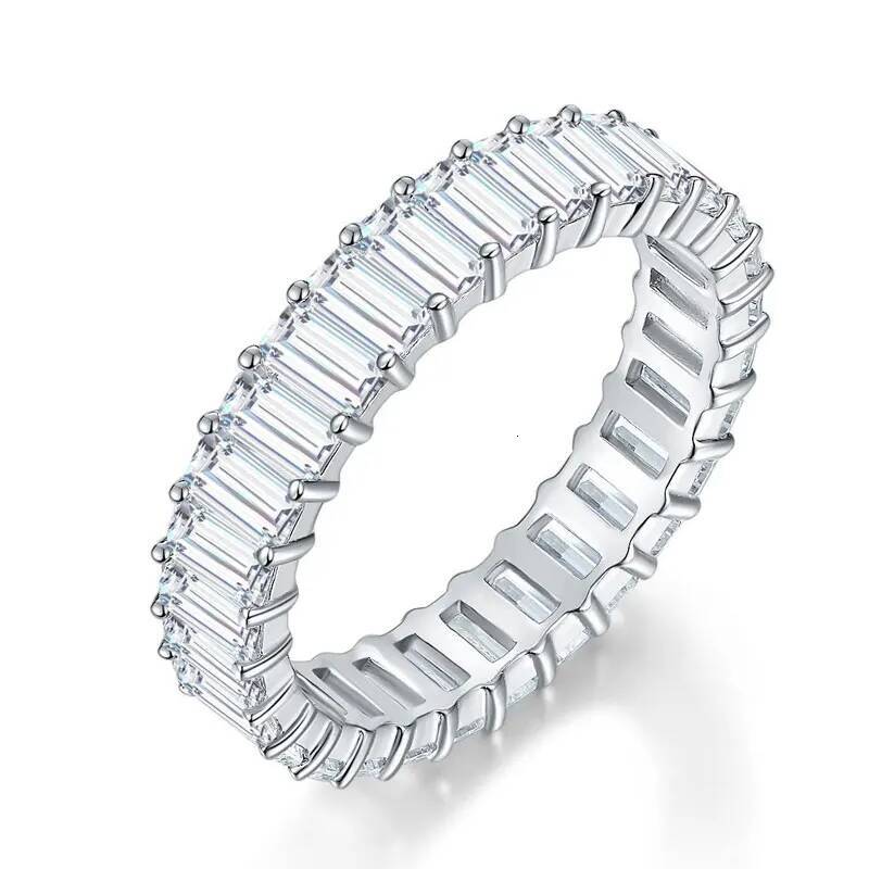 Knobspin 2*4mm D VVS1 Emerald Cut Full Mossanite Ring for Women Man 925 Sterling Sliver Plated 18k Classic Diamond Eternity Band
