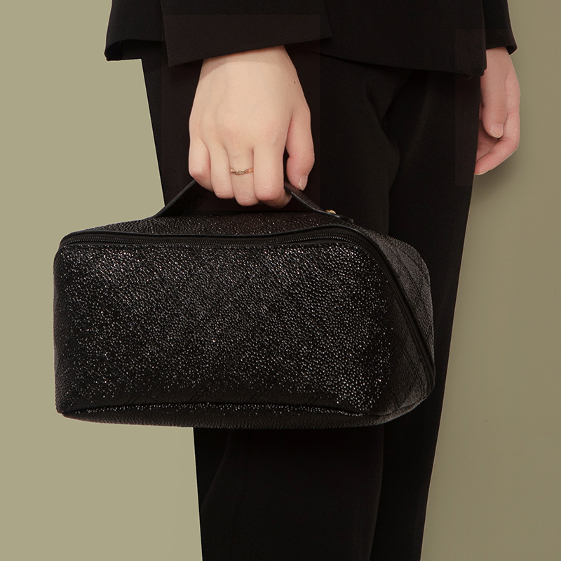 New Large Capacity Portable Organizer Waterproof High-Value Small Square Pillow Makeup Bag