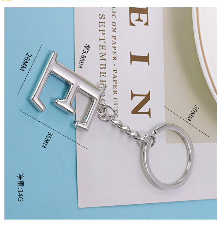 Key Rings Jewelry Diy A-Z 26 Letters Keychains Stainless steel Car Ring Men Women Charm Gift Chain Party Customized small gift keychain, personal name