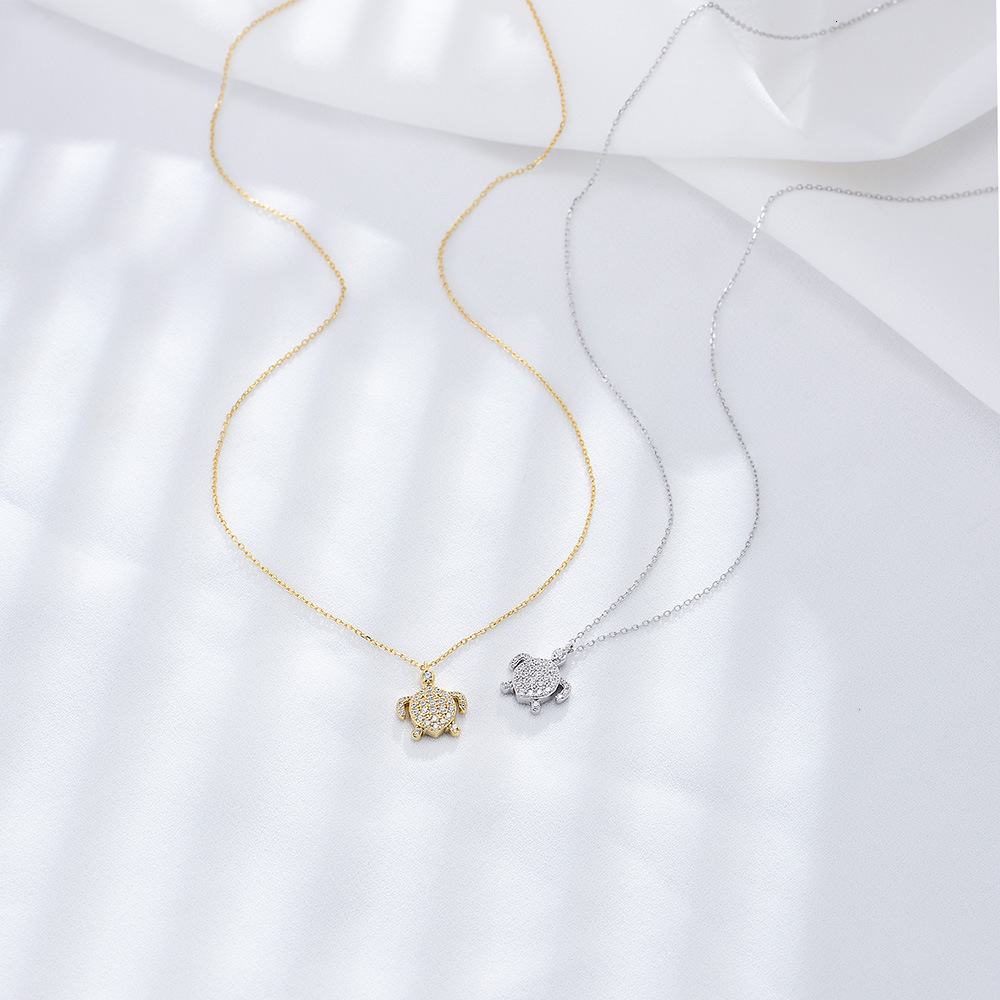 Turtle for Women, Versatile and Stylish, INS Style, S Pure Sier Micro Inlaid Zircon Small Animal Collarbone Chain Necklace Jewelry for Women