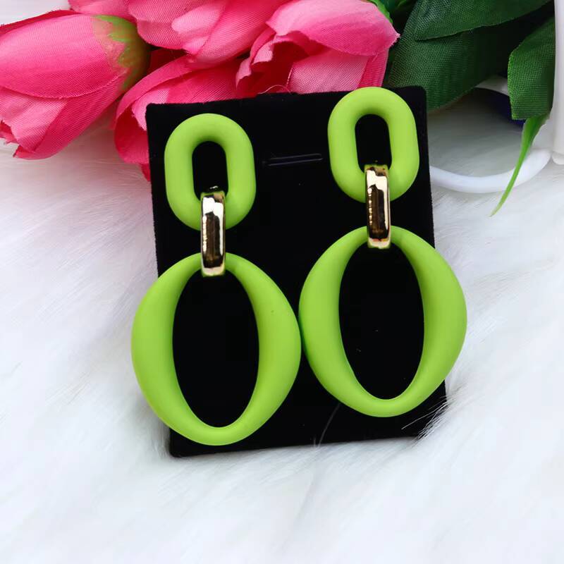Acrylic Fashion Spray Paint Colorful Pendant Exaggerated Trendy Earrings for Women Uionen 802