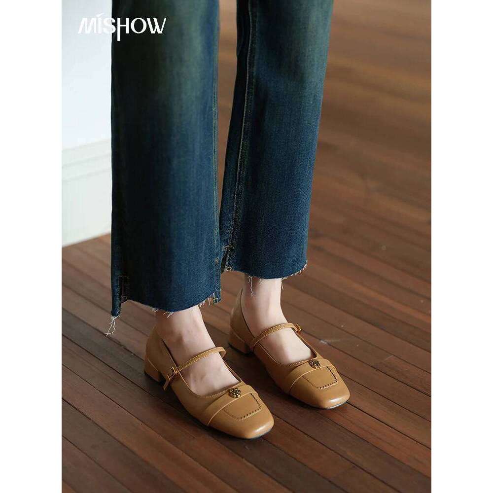 MISHOW Retro Denim Blue Ankle-Length Pants 2025 Autumn Moustache Effect Asymmetric Pant Legs Versatile Casual Jeans MXE42K1025