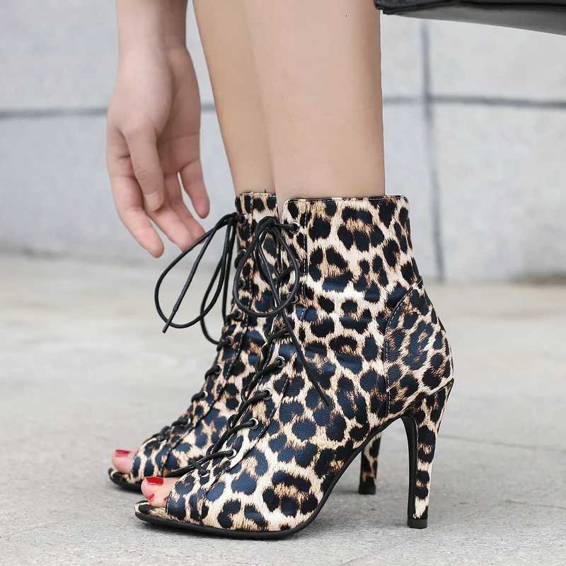 Summer Womens High-Quality Fashion Sandals Sexy High Heels Open-Toe Zipper Comfortable Indoor Jazz Dance Heels Shoes for Ladies W250814