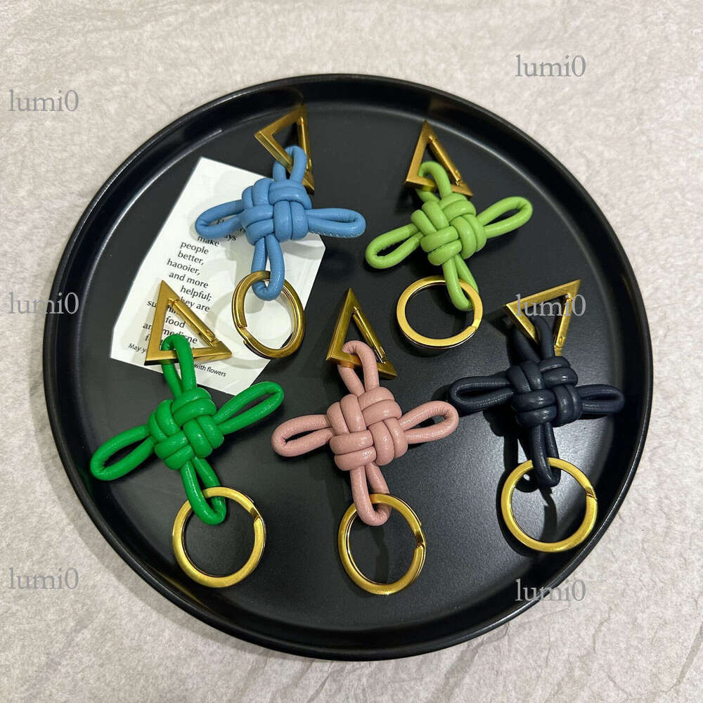 Hot Selling B Brand Same Style Chinese Knot Sheepskin Woven Car Keychain 2025 New Genuine Leather Pendant