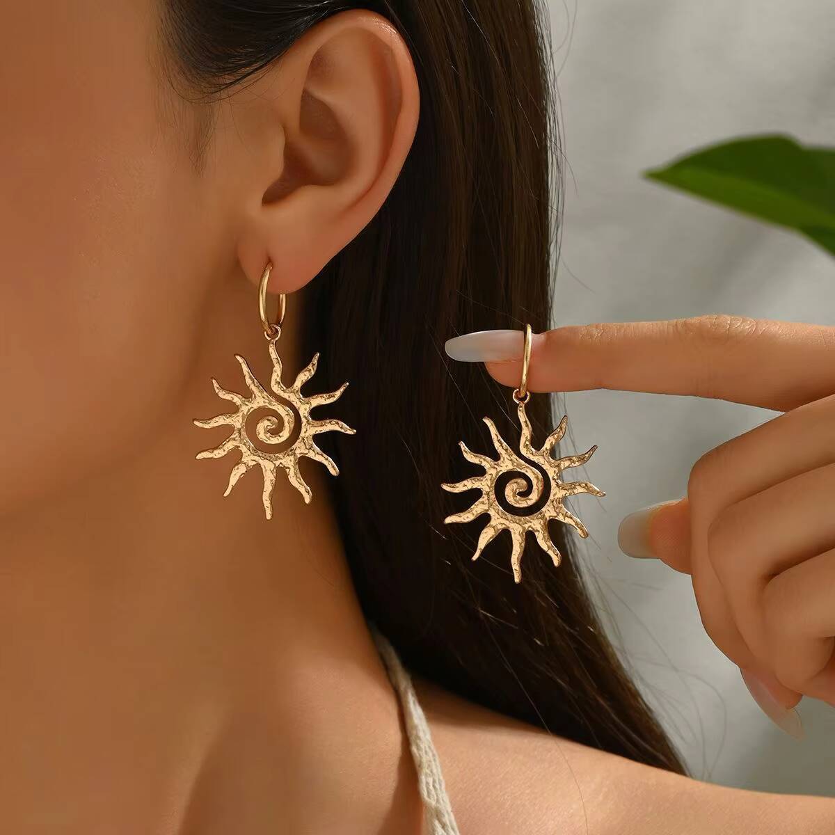 Suower Earrings Cross-Border Fashion Stainless Steel Spiral Sun Jewelry Simple Design Versatile