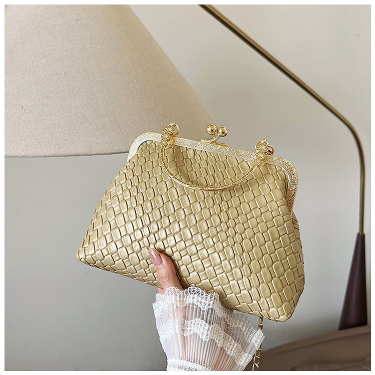 Luxury Brand Designer Bag Fashion Woven Shell Bag 2024 New Chain Princess Bag Fresh Handbag Mini Shoulder Bag Women's Bag