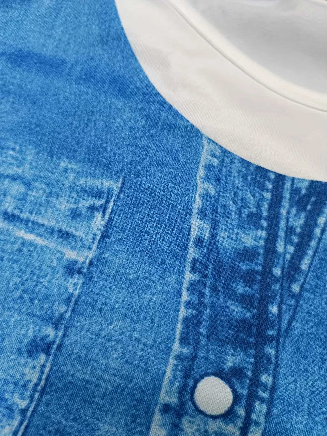 Womens Sleeveless Round Neck Denim-Print Dress with White Palm Tree Button Front Casual Vacation Style XJ250814