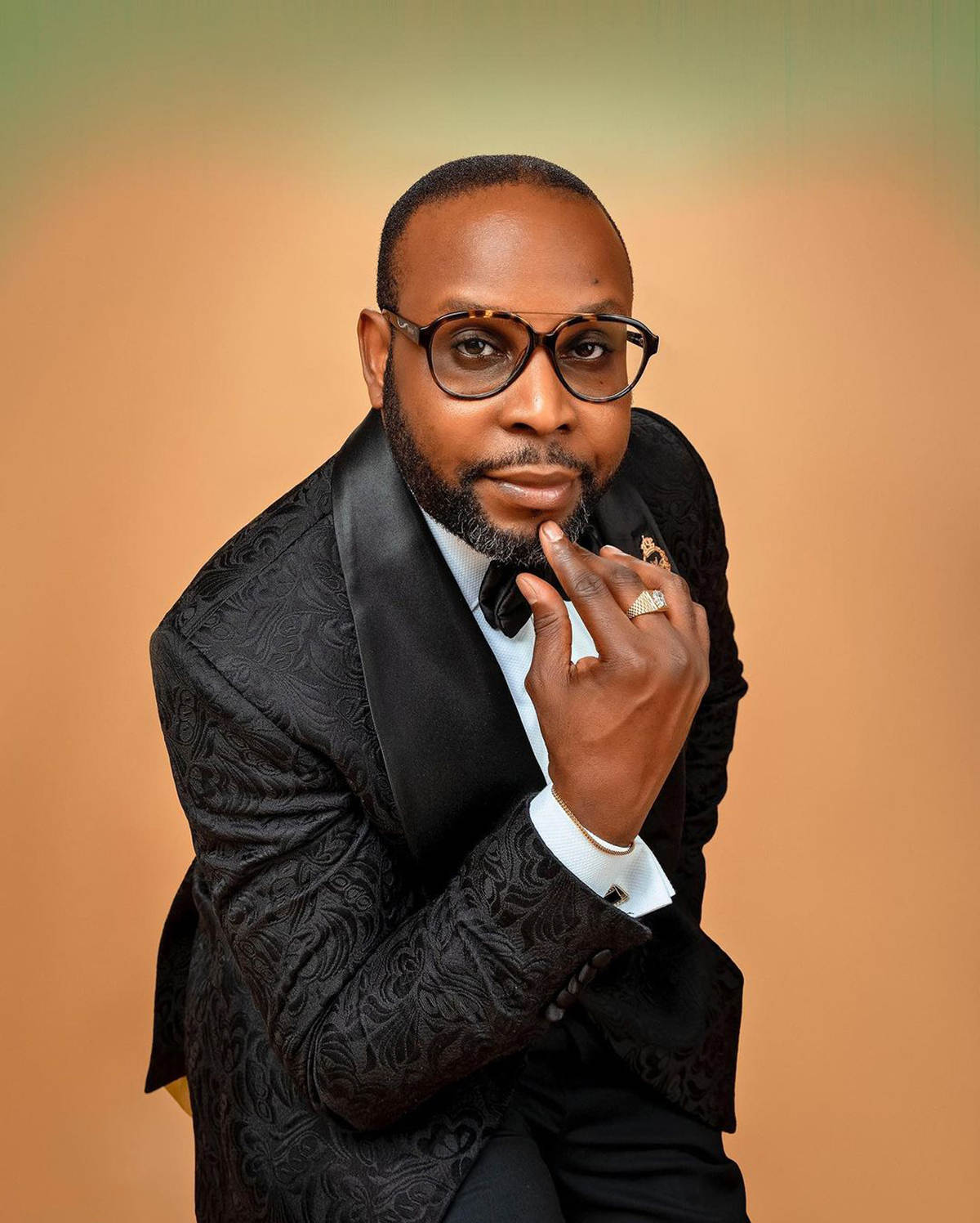 Classic Men Wedding Suits Shawl Lapel Single Breasted Floral Jacquard Tuxedos Groom Evening 2 Psc Blazer Pants Custom Made