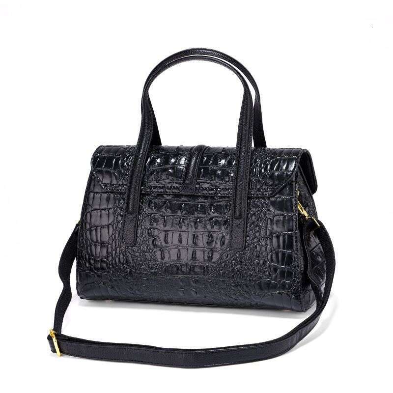 Crocodile pattern genuine leather women's handbag 2024 new high-end middle-aged mom casual single shoulder crossbody bag