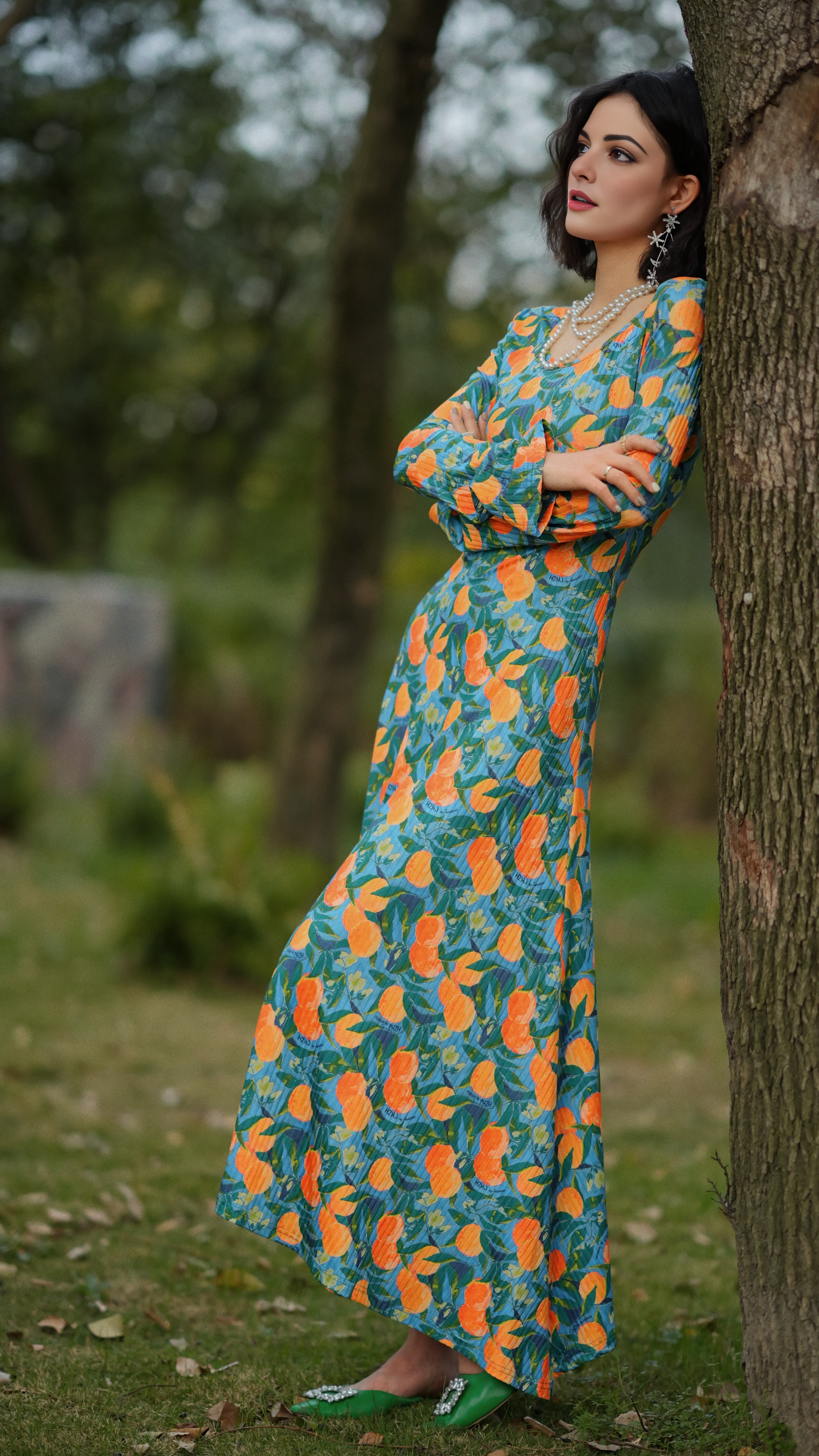 Summer luxury new original design green orange dress long sleeved floral french style fashion show for commuting be gift for mom and friend.