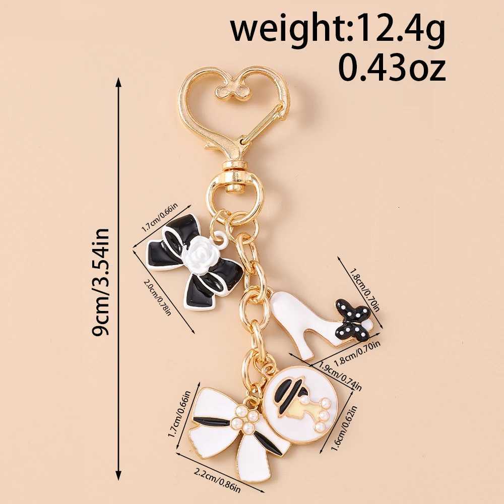 Aihua Brand Design Crystal Number 5 Bowknot Perfume High Heels Keychains for Women Handbag Pendant Keyrings Jewelry Gifts Y250814