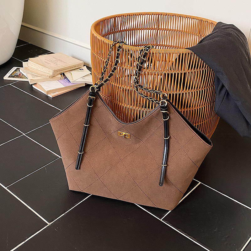 2025 New Minimalist Style Shopping Bag Women's Designer Handbag, Fashionable Multifunctional Shoulder Bag Armpit Bag High-end Dinner Bag Wallet