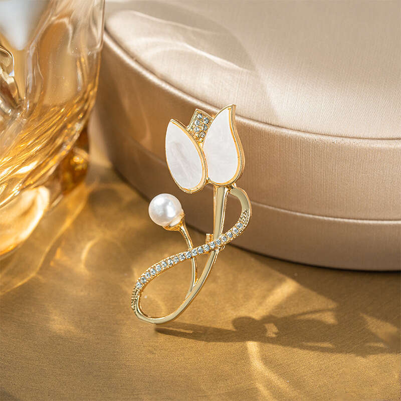Korean Style Fashion Flower Elegant Temperament Versatile Simple Decorative Clothing Accessory Alloy Brooch