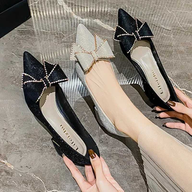 2025 Spring New Pointed Toe Crystal Butterfly-knot Shoes for Women Pumps Ladies Med Heel Luxury Dress Party Wedding Shoes Female W250814