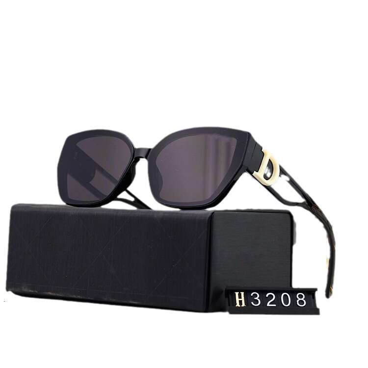 2024 new for women, trendy and high-end, popular on the internet, large frame plain glasses, street photos, sun