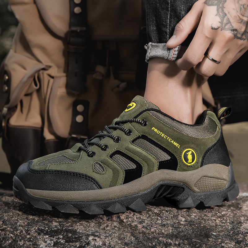 Men's mountaineering for autumn and winter sports leisure thick sole wear-resistant anti-skid outdoor hiking fishing work shoes