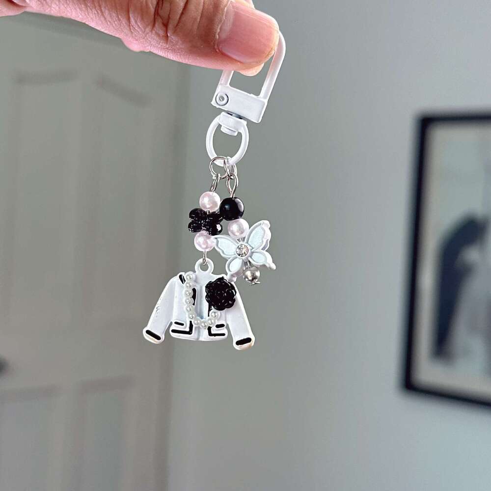 Bag Charms Designer Alloy Keychain charm Camellia small clothes for women Bag Pendant DIY Earphone Case Car Pendant