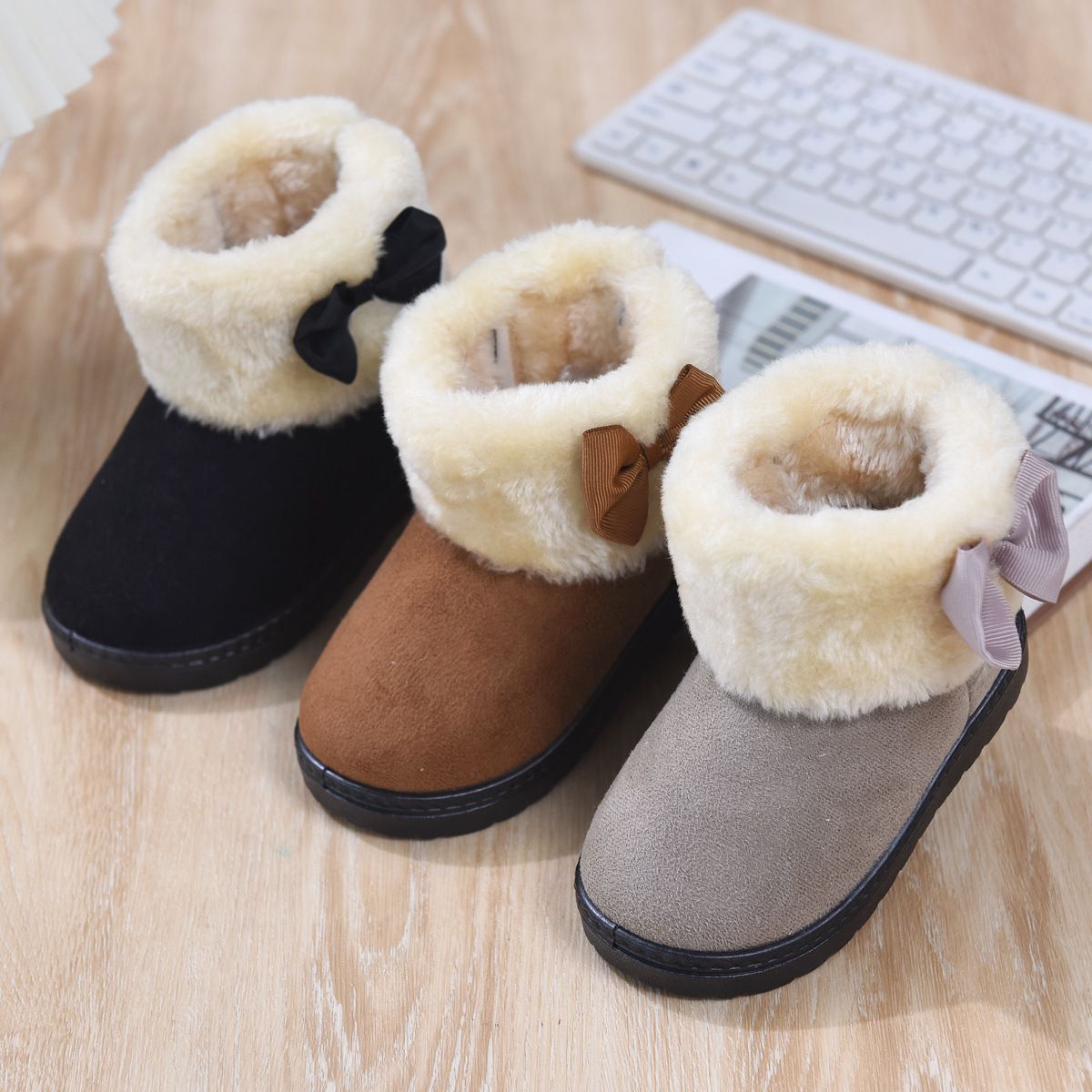 Girls Snow Boots Winter Warm Kids Cotton Shoes Toddler Suede Anti Slip Sneakers Bowknot Princess Short Boots Plush Children Shoes Sizes US5C-US3Y 0004