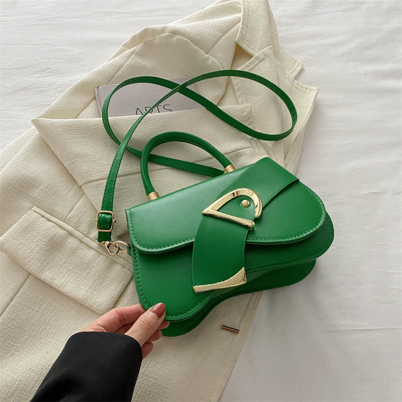 Luxury Brand Designer Bag Simple Fashion Single Shoulder Commuter Bag For Women 2023 Winter New Fashion Trend Crossbody Bag Casual Retro Small Square 