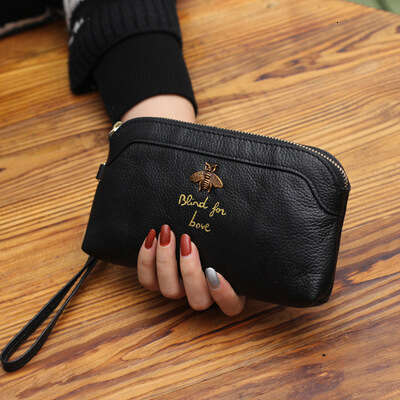 Top Layer Cowhide New Women's Fashion Little Bee Large Cash Slot Shell-shaped Clutch Long Wallet