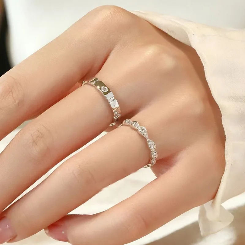 2 Pcs Silver Color Shiny Zircon Matching Couple Rings Delicate Wedding Set for Women Men Charm Jewelry Accessories 250811
