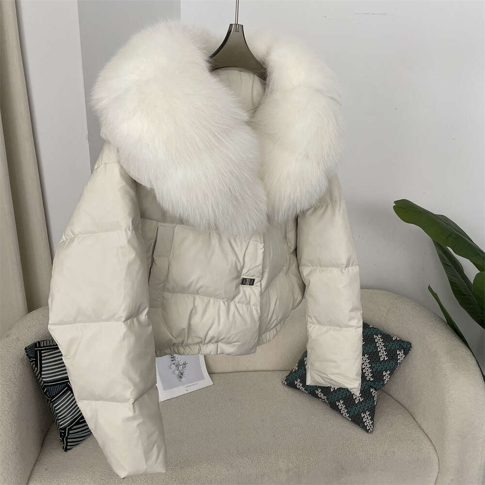 Women's Clothing Winter new style women's short fashionable warm down jacket small size stylish oversized real fox fur collar coat