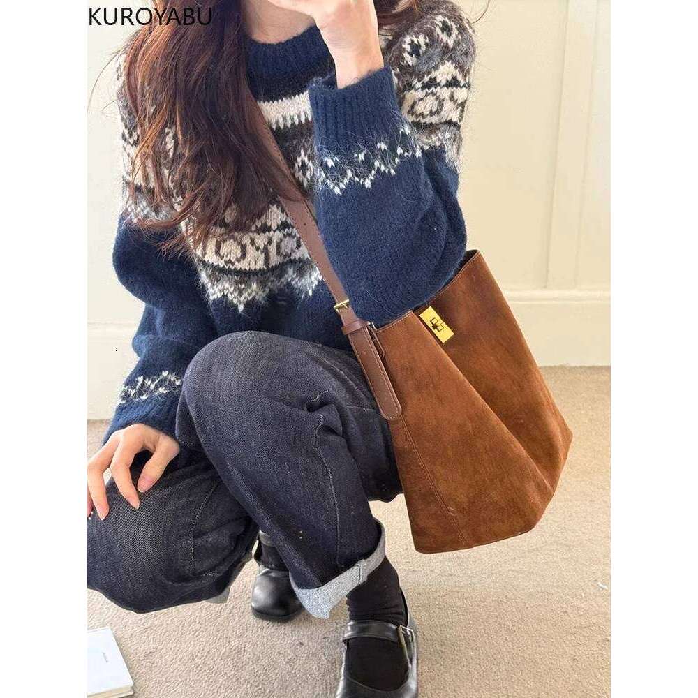 Vintage Women's Large Capacity Suede Shoulder Solid Color Fashion Simple Casual Commuter Bag Bolsos De Mujer 49D212