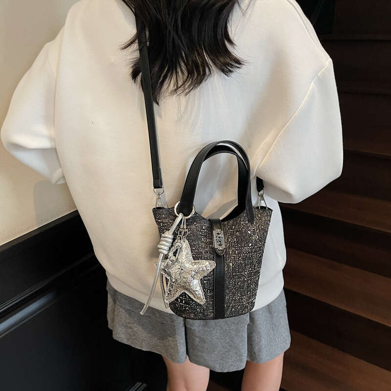 Bucket Niche Denim for Women Korean Style Rhinestone Sequin Versatile Handbag with Inlaid Diamonds Commuter Shoulder Bag