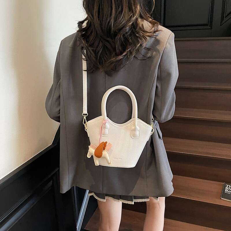 2025 New Designer bag Luxury bag Trendy High-End Small For Women Versatile Fashion Exquisite Crossbody Bag