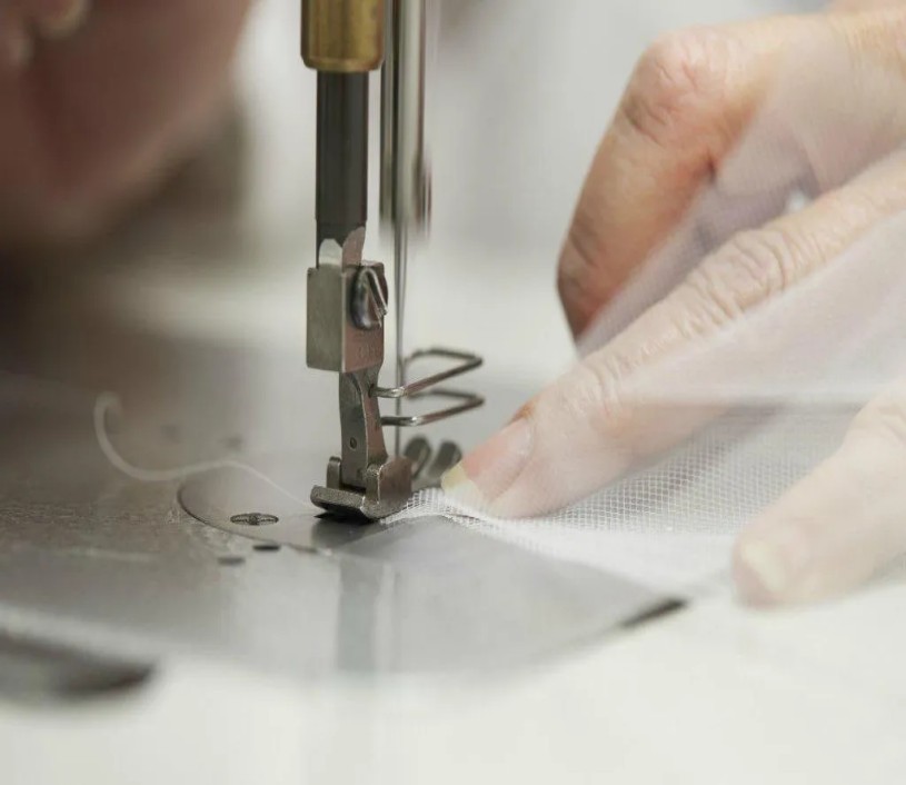 Sexy Champagne Dresses Kaftan Dubai Arabic Wedding Dresses Sheer Jewel Neck Cap Sleeves Tulle A Line Bridal Gowns Applique Beads