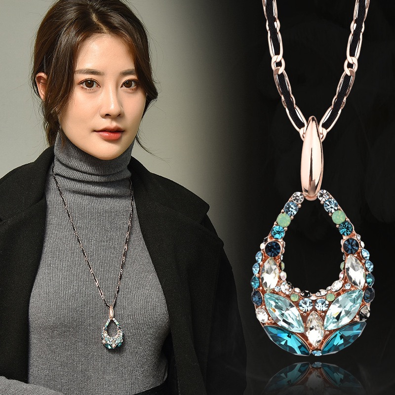 Crystal long sweater chain water droplet pendant, fashionable and versatile, women's autumn and winter high-end necklace with accessories
