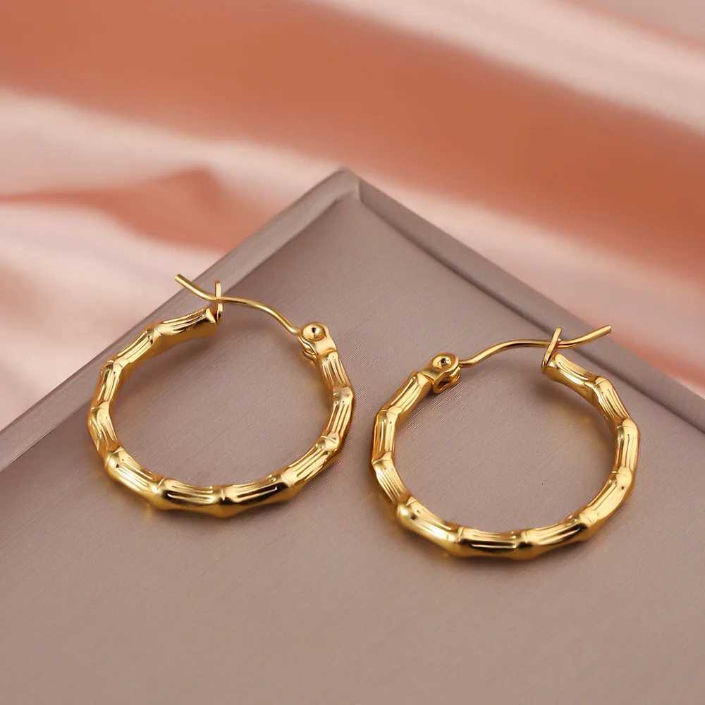 1 Pair of Stainless Steel Womens Hoop Earrings Non-Fading Light Luxury Bamboo Jointed Gold Color Metal Earrings XJ250814