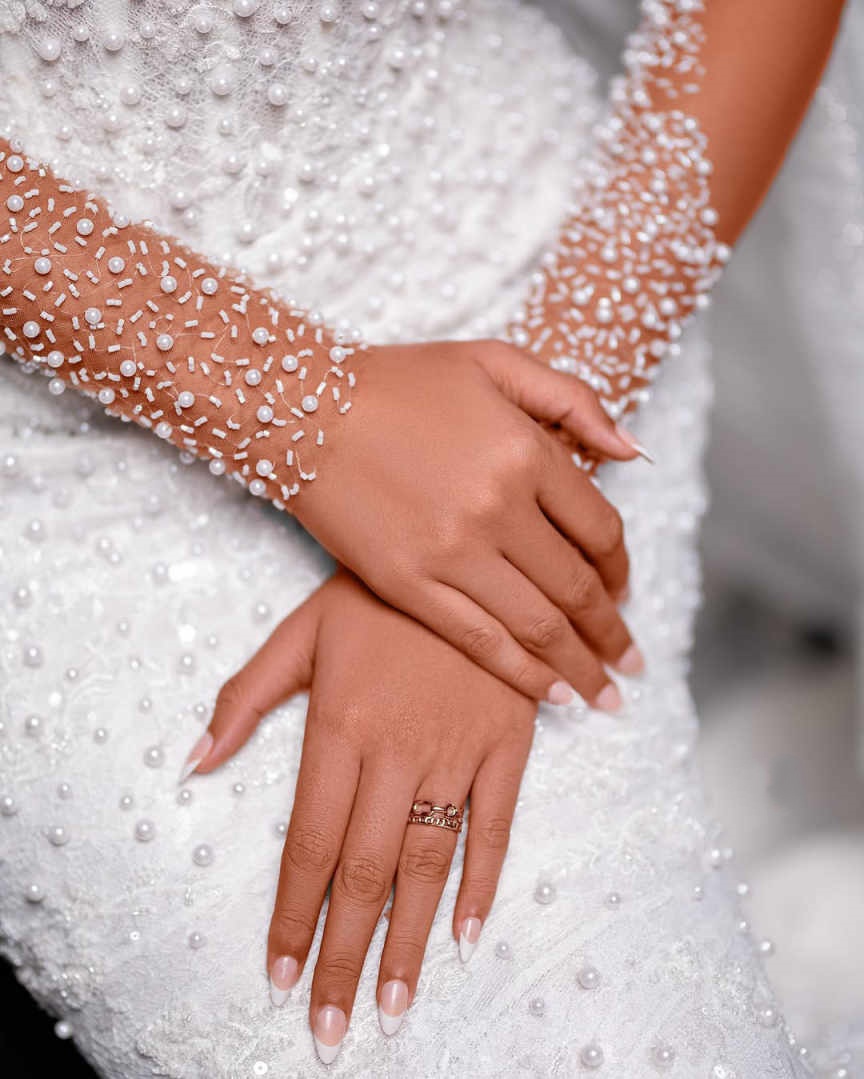 Vintage Mermaid Wedding Dress Sheer Neck Long Sleeves Bridal Gowns Sequins Pearls Sweep Train Dresses Custom Made vestidos de novia